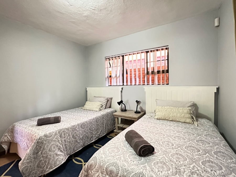 3 Bedroom Property for Sale in Mossel Bay Central Western Cape